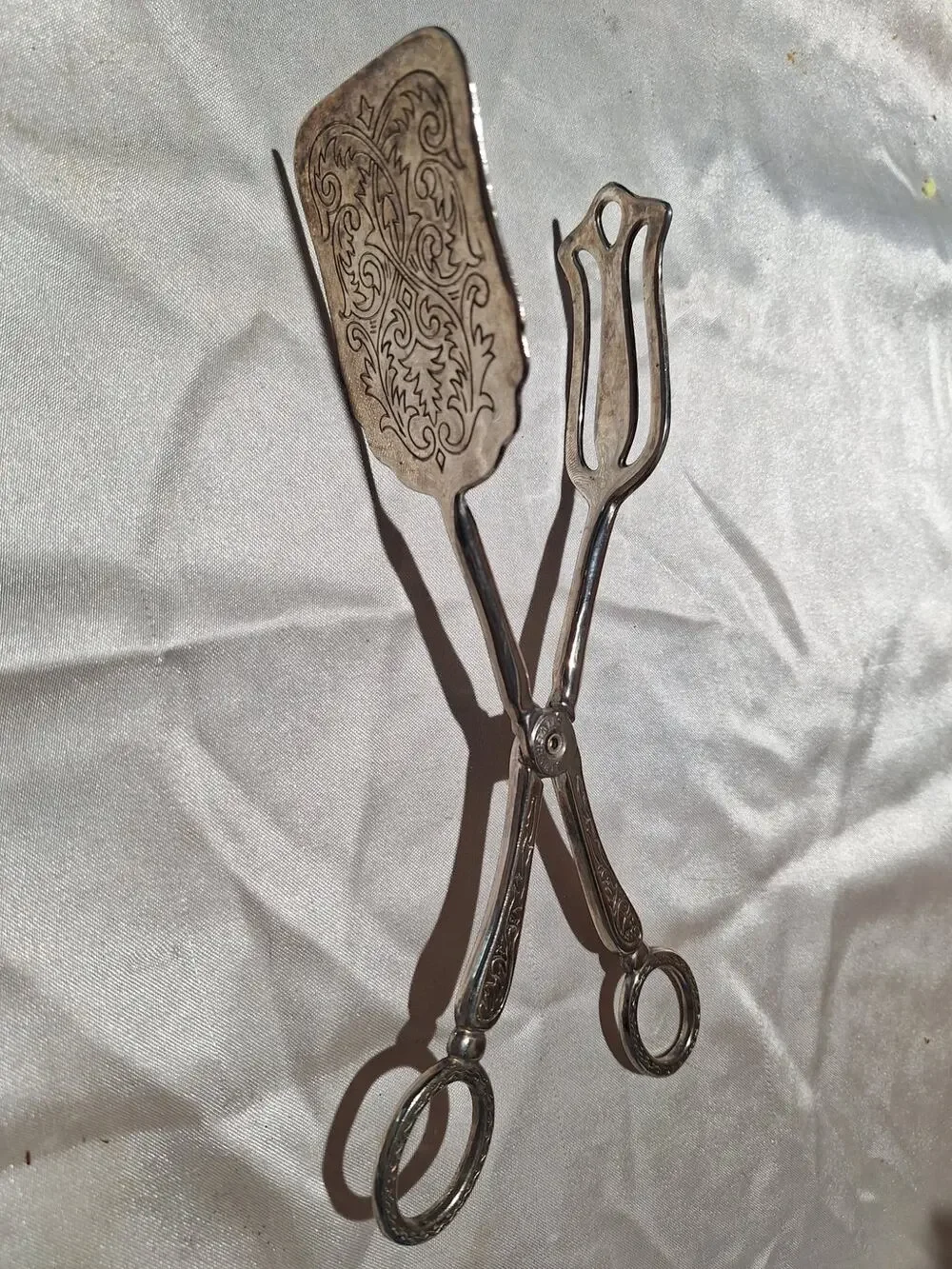 Vintage Silver Plate Scissor Pastry Tongs Engraved Cake Dessert Serving Utensil